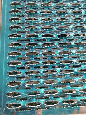 2.5mm Thickness Industrial Steel Grating 5800mm Length