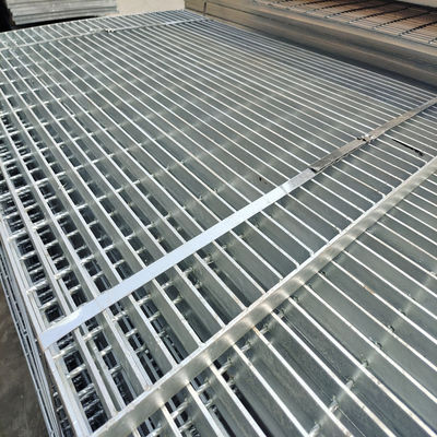 Galvanized Torsional Heavy Duty Steel Grating For Anti Slip Platform Of Power Station