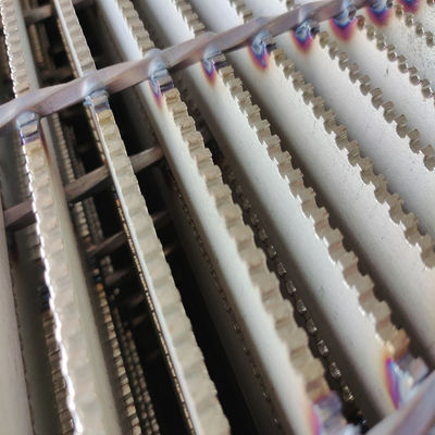 درج معالجته من الفولاذ المقاوم للصدأ صريف لمركز التسوق