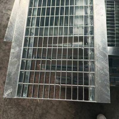 حرارة الغطس المعالج الصلب الشبكية مقاومة للتآكل التهوية السطح الوقائي مستودع بناء الأرض