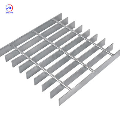 30mm Pitch الصناعية الصلب الشبكية المطاطية البناء الدائم