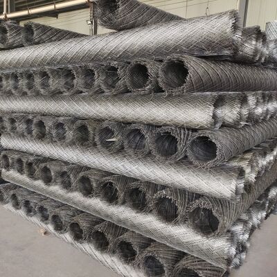 ورقة معدنية متوسعة خفيفة الوزن وسهلة التثبيت مع بنية بسيطة مناسبة لأغراض البناء الصناعي والديكور