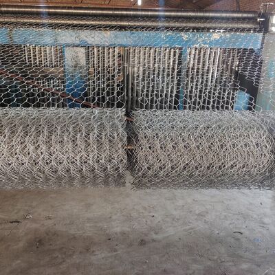 Custom-hole gabion mesh for ventilation, lighting, filtration and decoration.